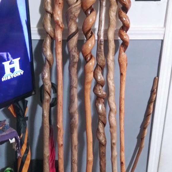 Hand crafted walking sticks - Picture 2 of 12